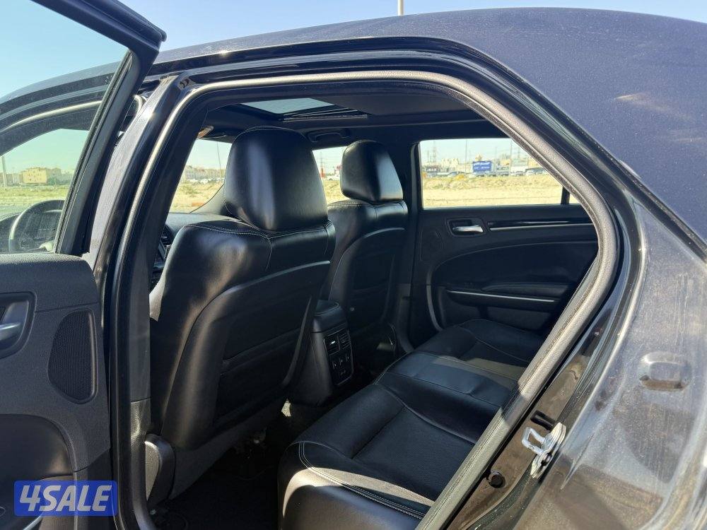 للبيع كرايزلر2022-S كامل المواصفات8