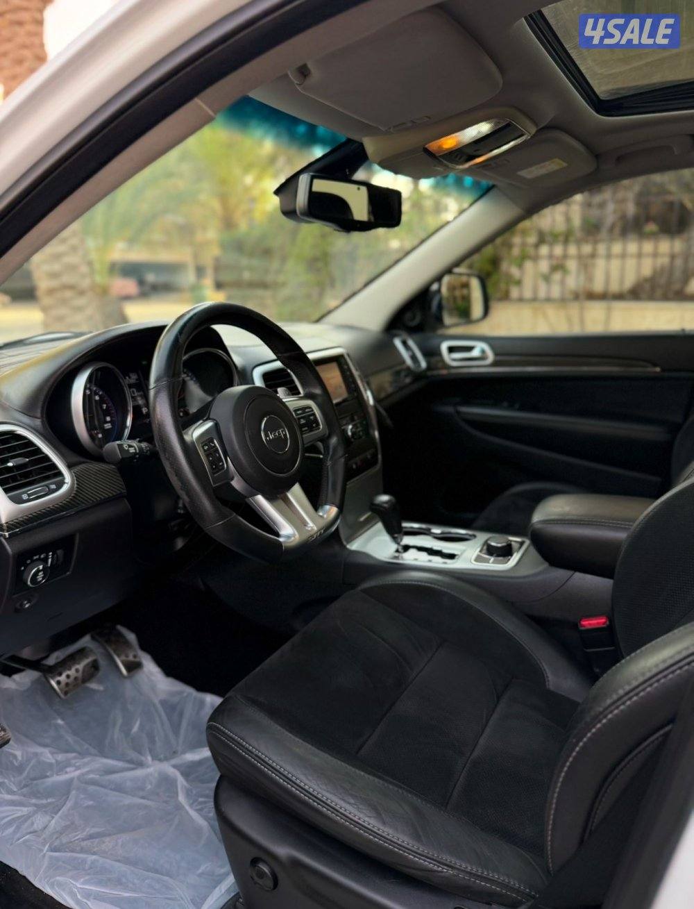 للبيع جراند شيروكي SRT موديل 2013 صبغ وكاله بالكامل3