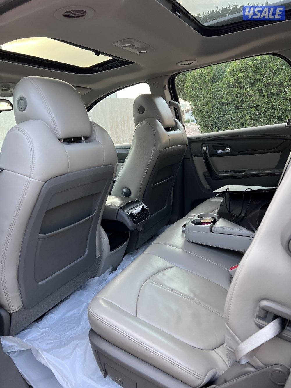 للبيع جيب اكاديا SLT/موديل ٢٠١٣/بحالة الوكالة/شرط الفحص/الجابرية8