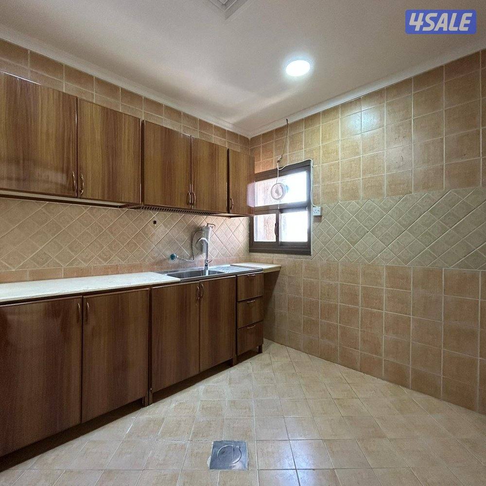 شقة مع شهر مجاني للإيجار في السالمية قطعة 63