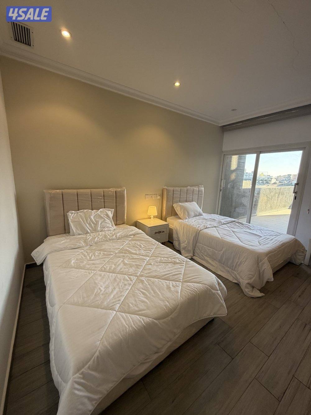 من السبت لي الاربعاء9