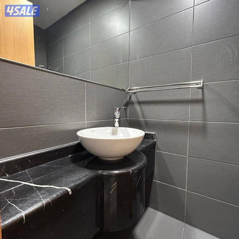 شقة نصف مفروشة اطلالة بحرية للايجار في دسمان6