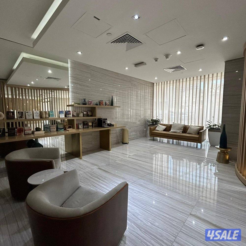 شقة نصف مفروشة اطلالة بحرية للايجار في دسمان15