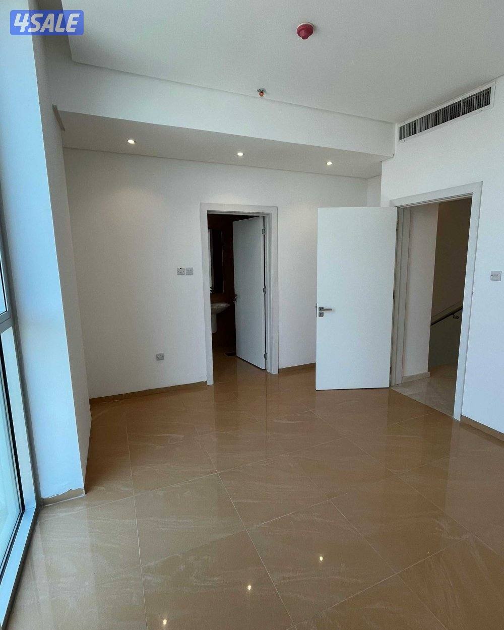 دوبلكس نصف مفروش إطلالة بحرية مباشرة للإيجار في الشعب البحري3