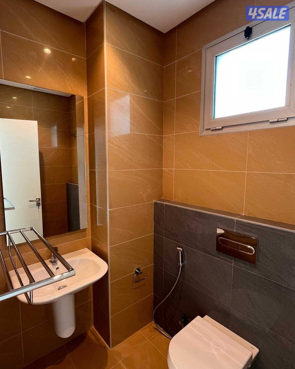 دوبلكس نصف مفروش إطلالة بحرية مباشرة للإيجار في الشعب البحري11