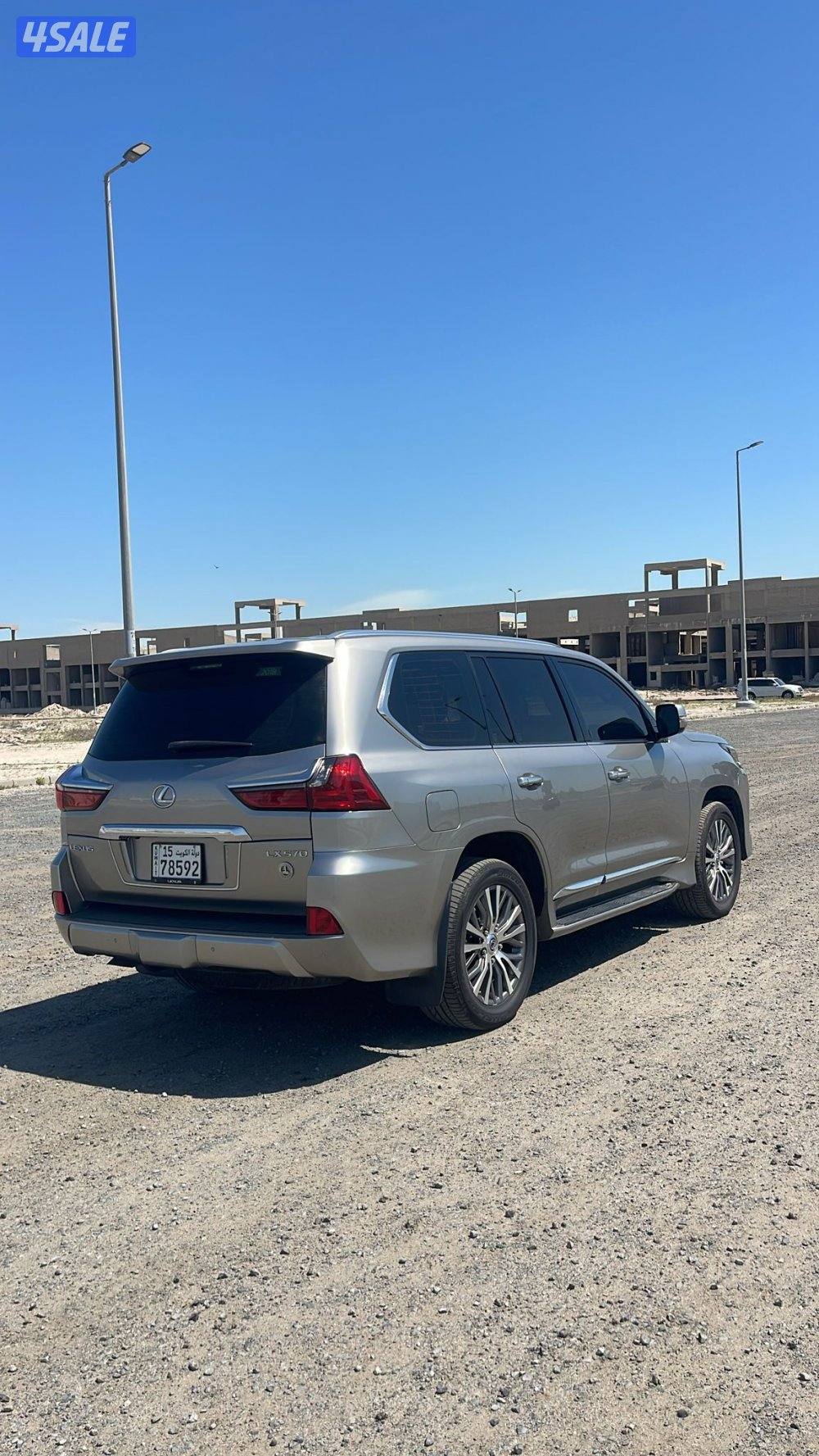 لكززس موديل ٢٠١٨ LX عداد ١٦٠ صبغ الوكاله معدا قطعتين2