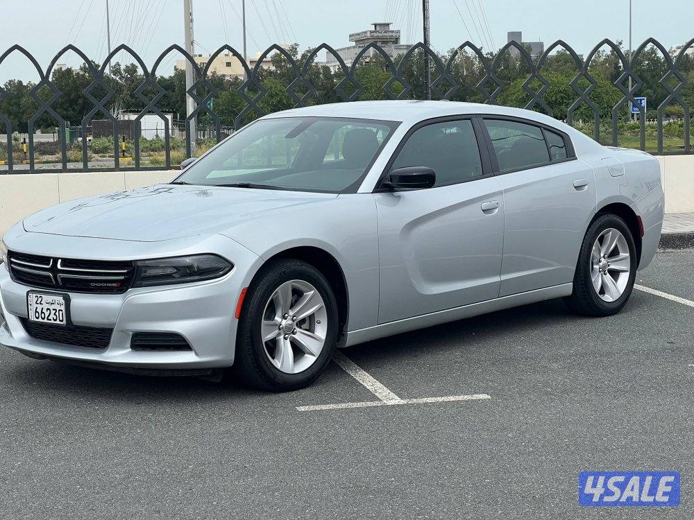 للبيع دوج تشارجر 20231
