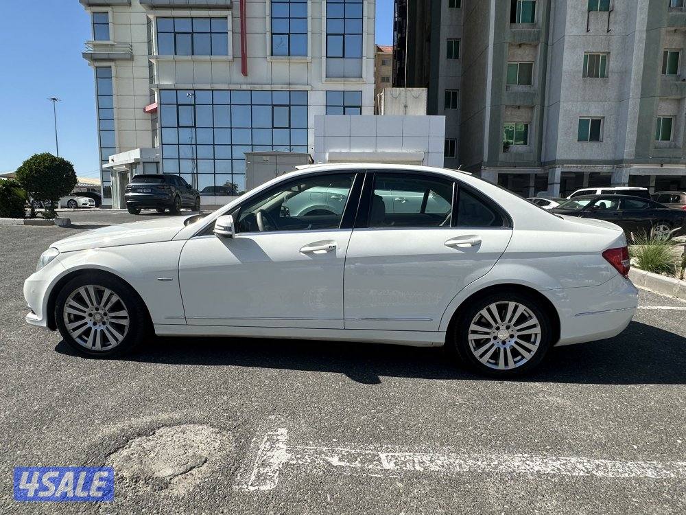 Mercedes c3002
