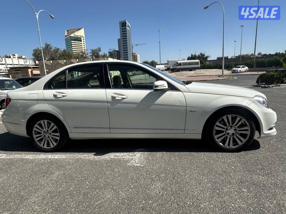 Mercedes c3003