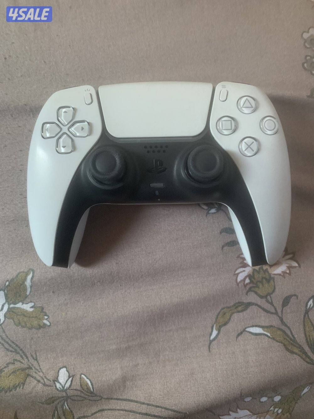 يده سوني ٥ نظيفه استعمال خفيف0