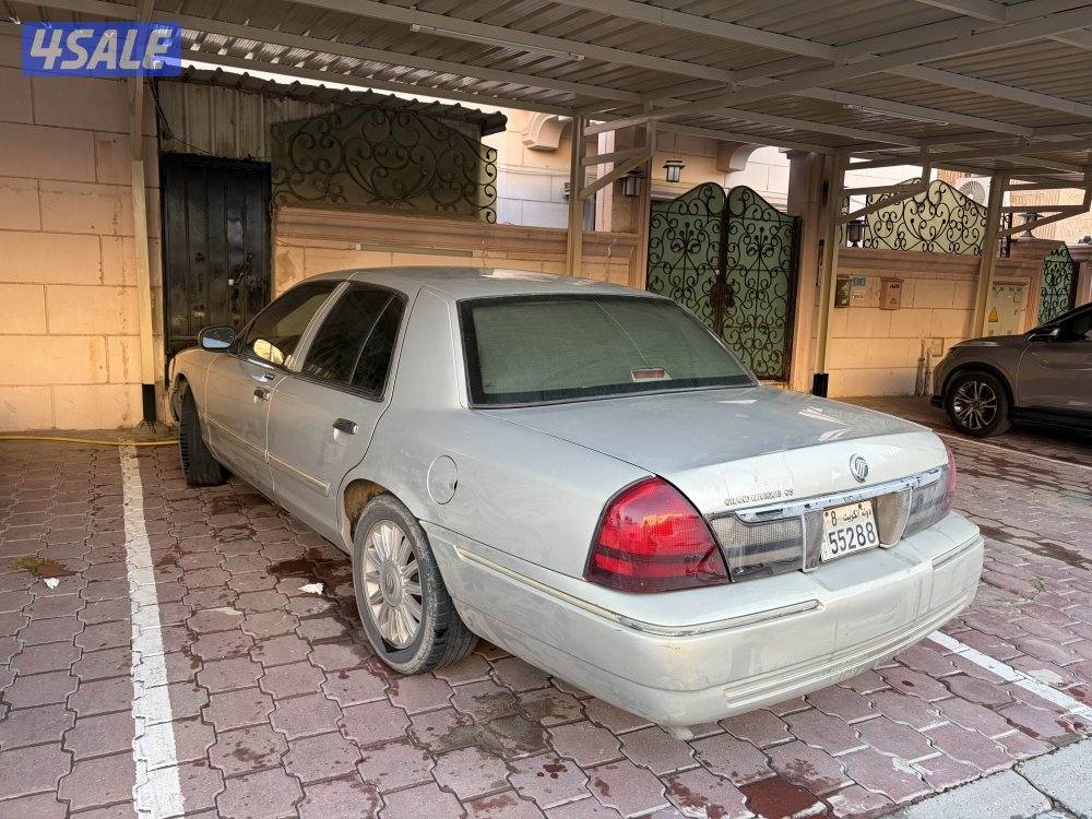 فورد ماركيز 20111