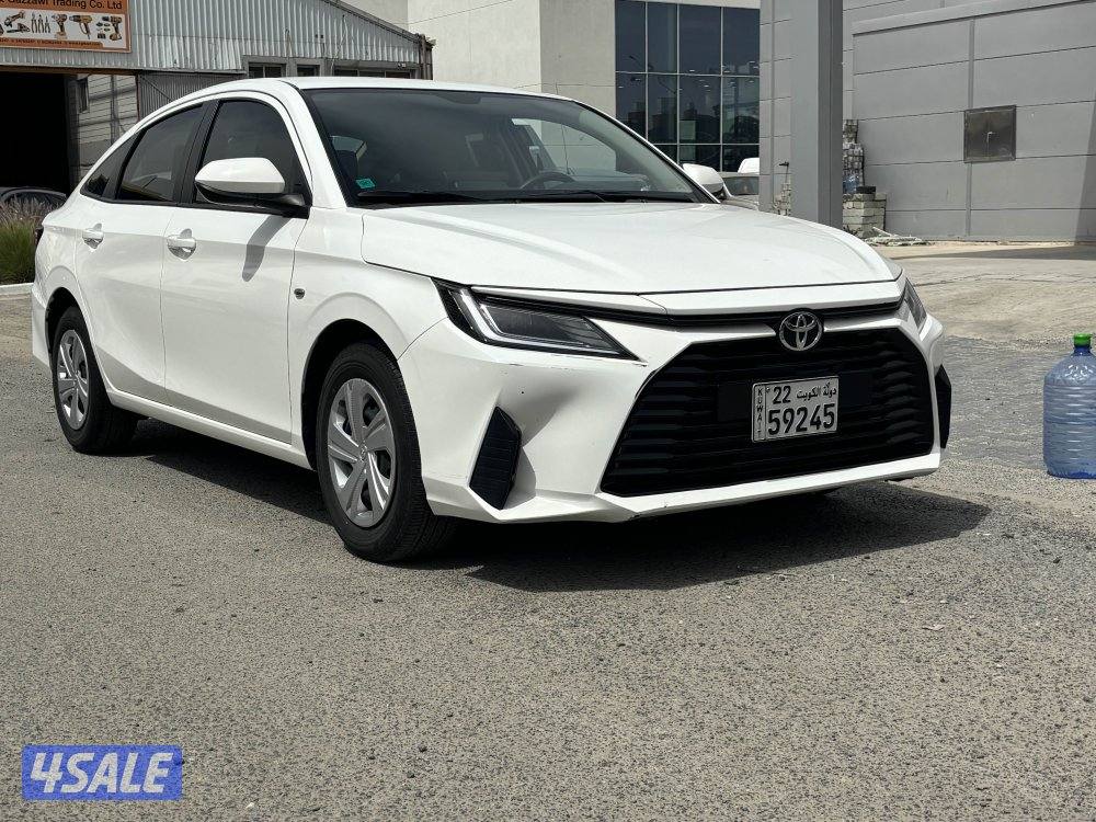 للبيع تويوتا يارس 20240