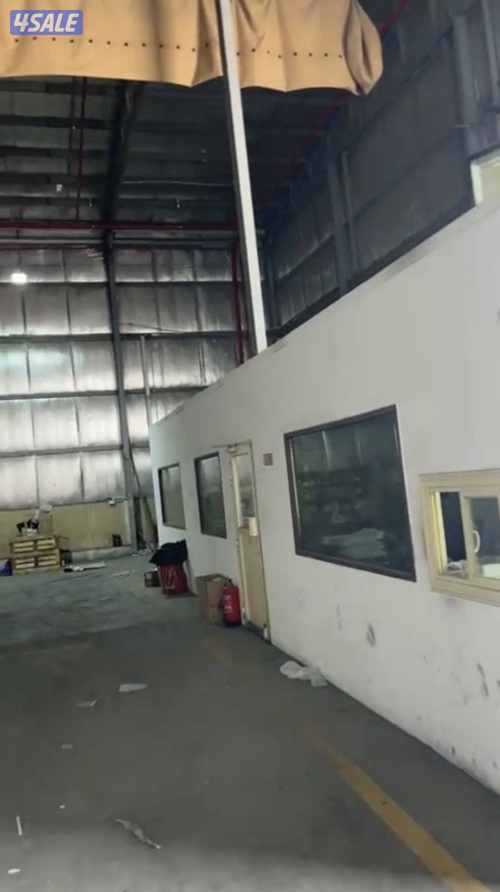 للايجار مخزن في مينا عبدالله ١٢٥٠متر0