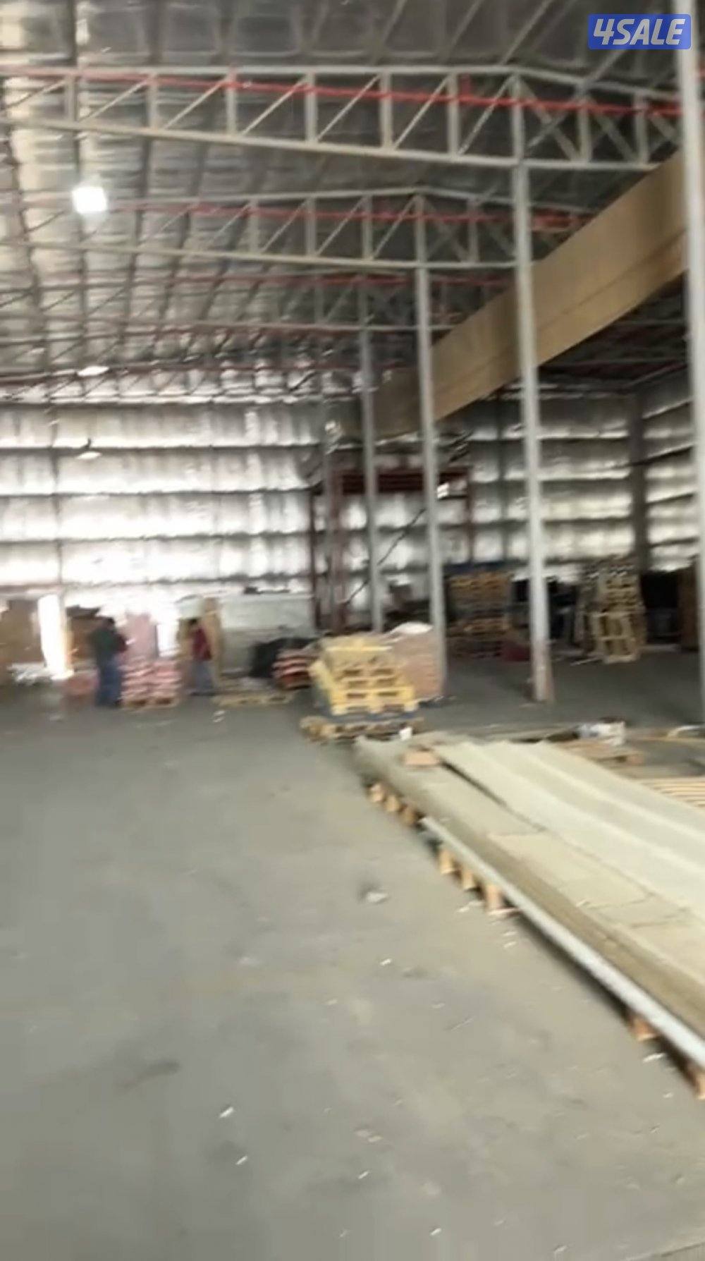 للايجار مخزن في مينا عبدالله ١٢٥٠متر1