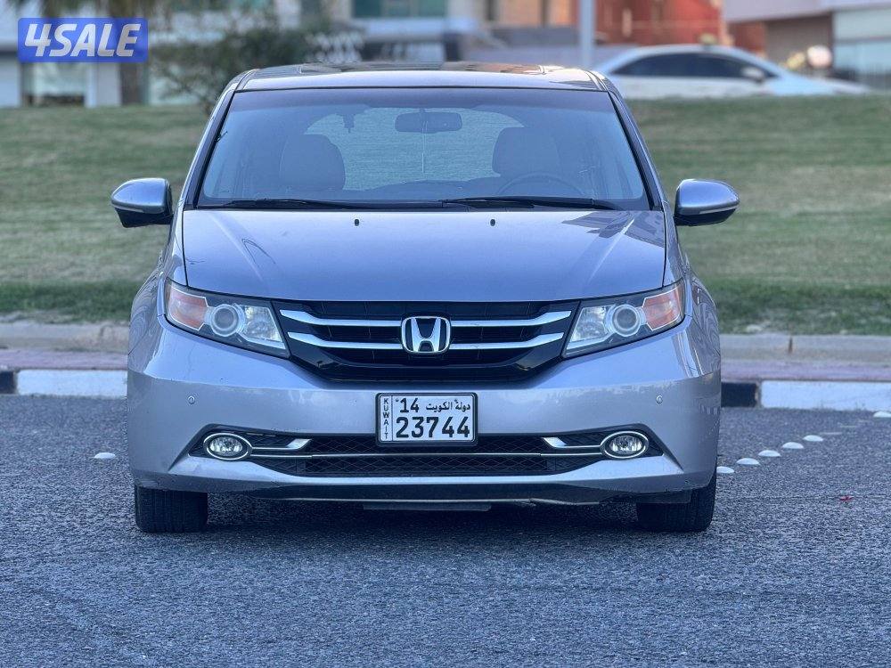 للبيع هوندا أوديسي موديل 2016 كامل المواصفات5