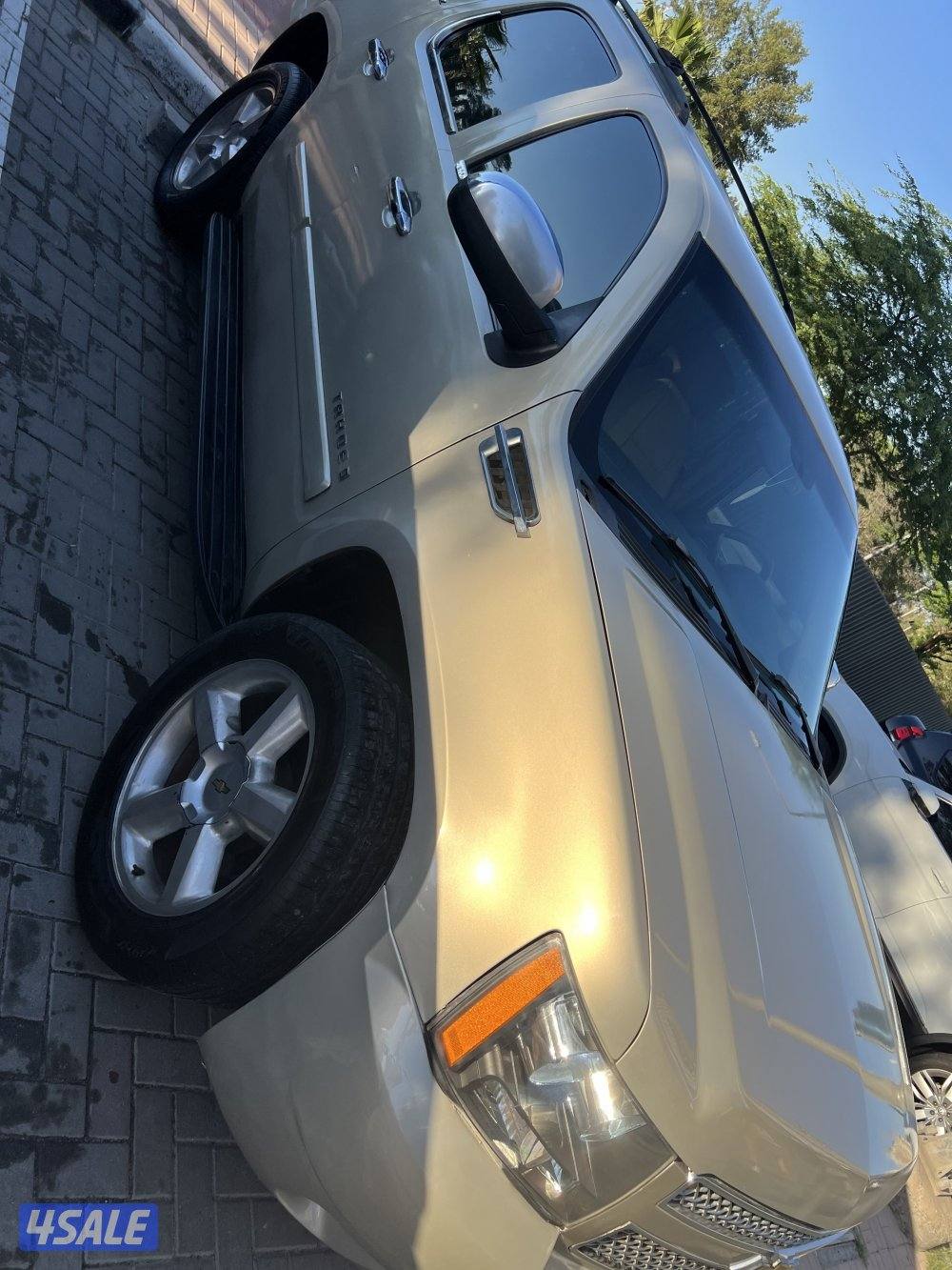 تاهو موديل 2008 LTZ بدون دبل كراسي خلفية غير مفصولة6