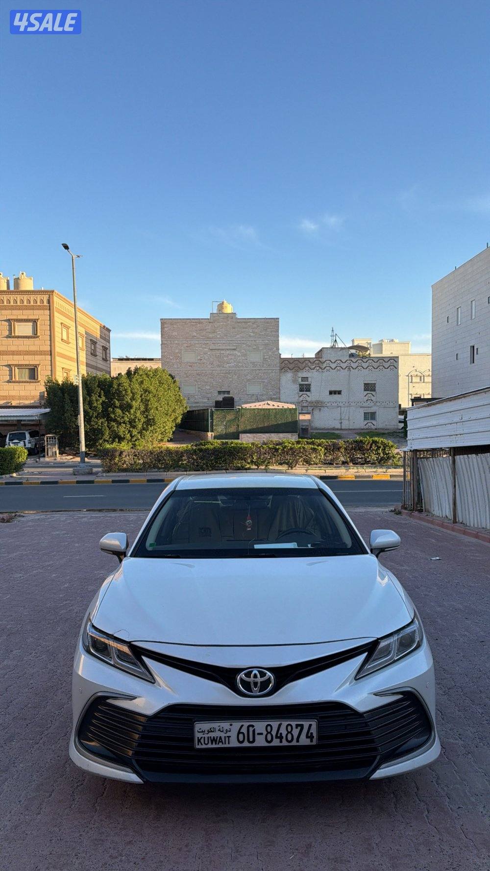 للبيع كامري el شرط الفحص ب الكامل عداد ١٠٠ الف3