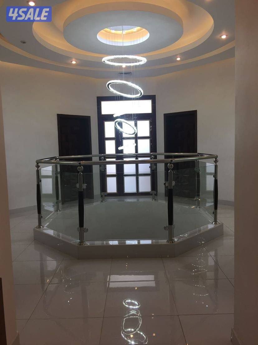 للايجار دوبلكس كامل أرضي وسرداب مع حمام سباحة1