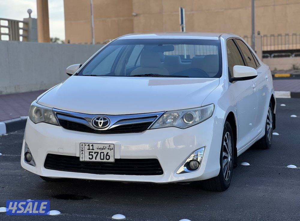 كامري GL 2015 عداد 280 الف شرط الفحص0