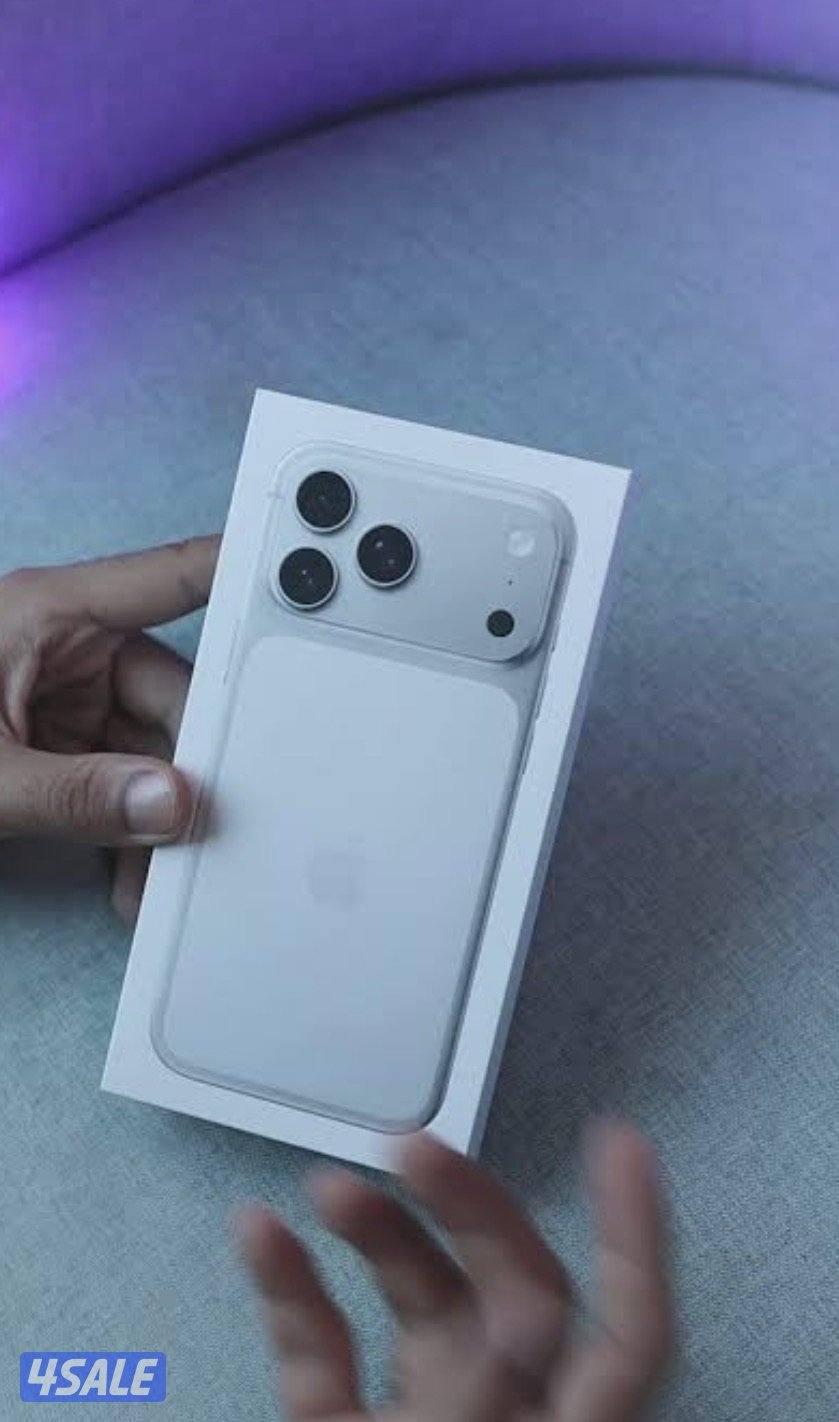 للبيع ايفون ١٧ برو مكس ابيض ٢٥٦ مستعمل ونظبف حيل مشخون ٧ مرات فقط2