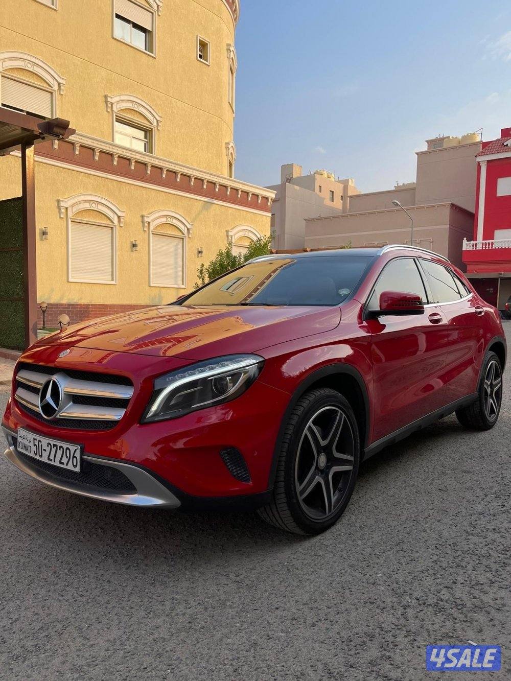 للبيع مرسيدس GLA250 موديل ٢٠١٧0