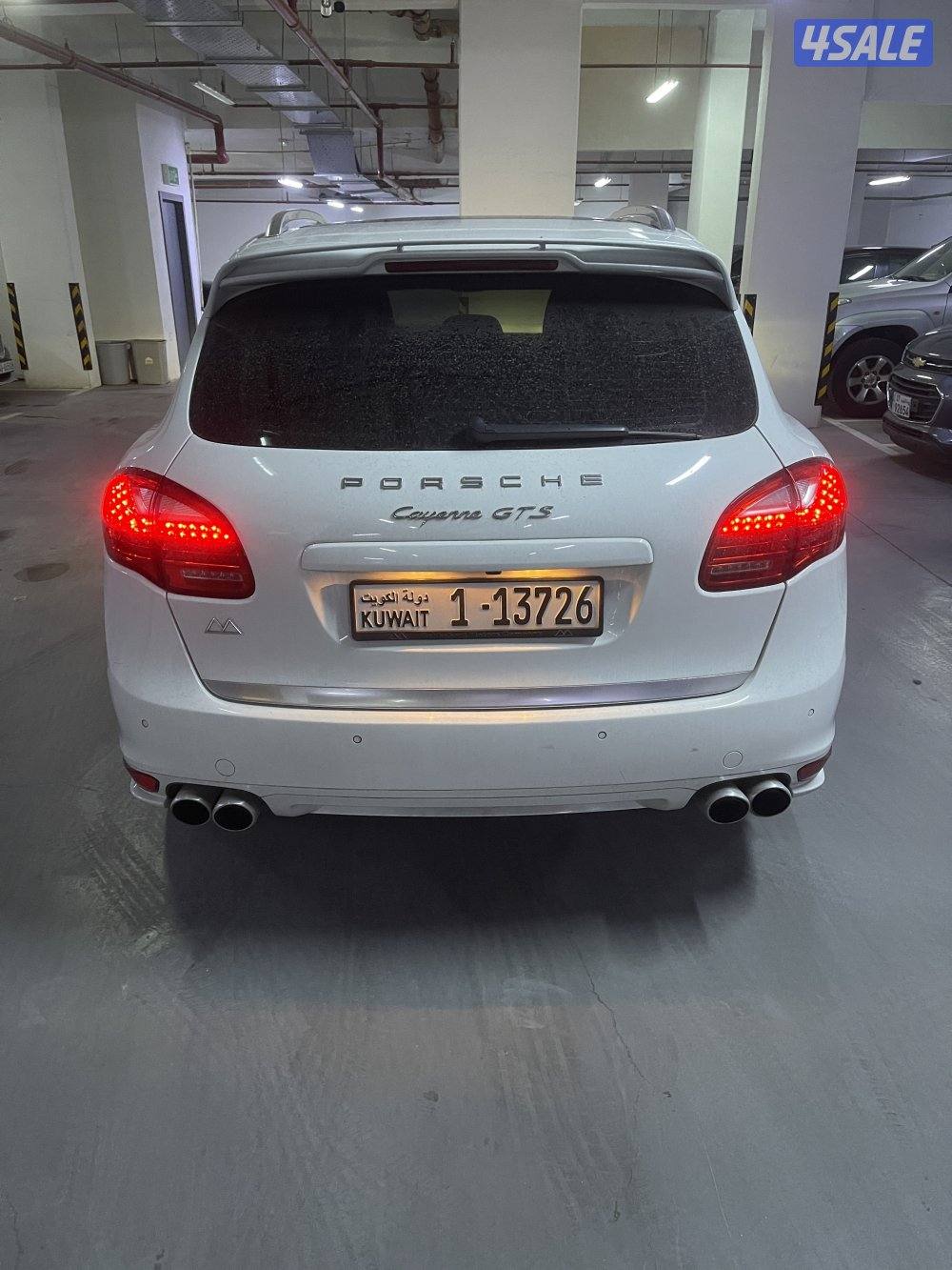 Porsche cayenne S (Gts specs) 180,000 km2