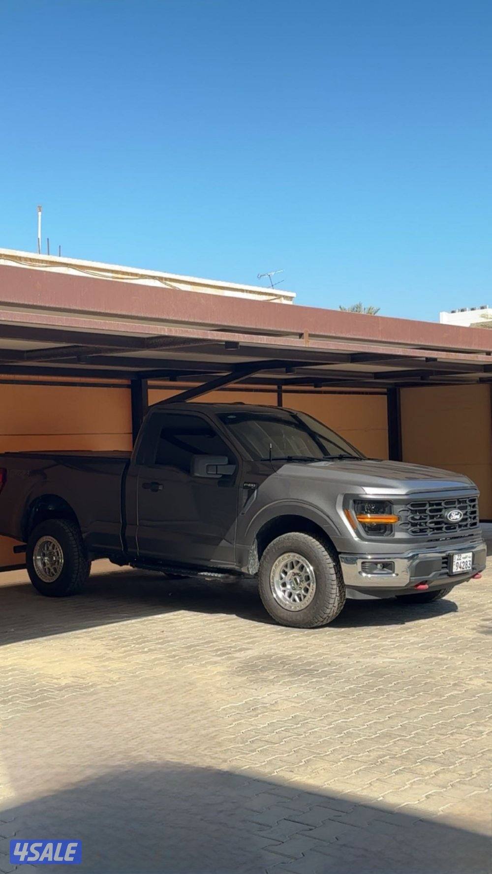 رنقات KMC اصلي مقاس ١٧ ٦ براغي نظاف جداً2