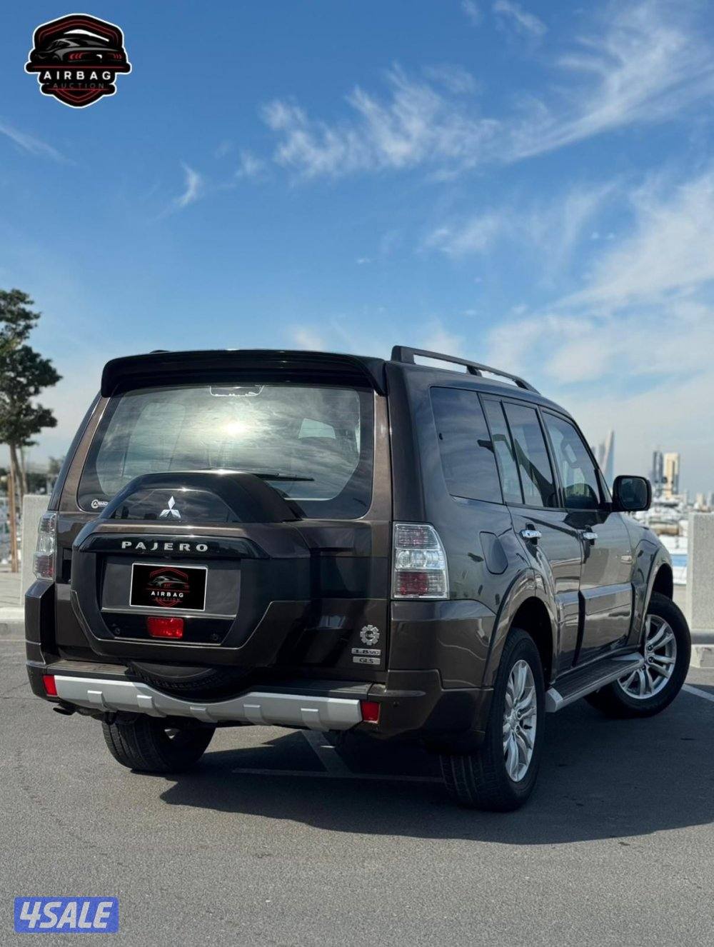 باجيرو موديل 2020 
عداد  93 الف 
ماكينه 3.8 
cc فل كامل المواصفات8