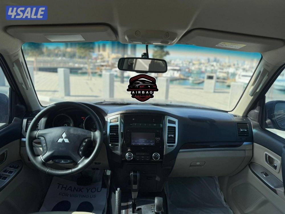 باجيرو موديل 2020 
عداد  93 الف 
ماكينه 3.8 
cc فل كامل المواصفات12