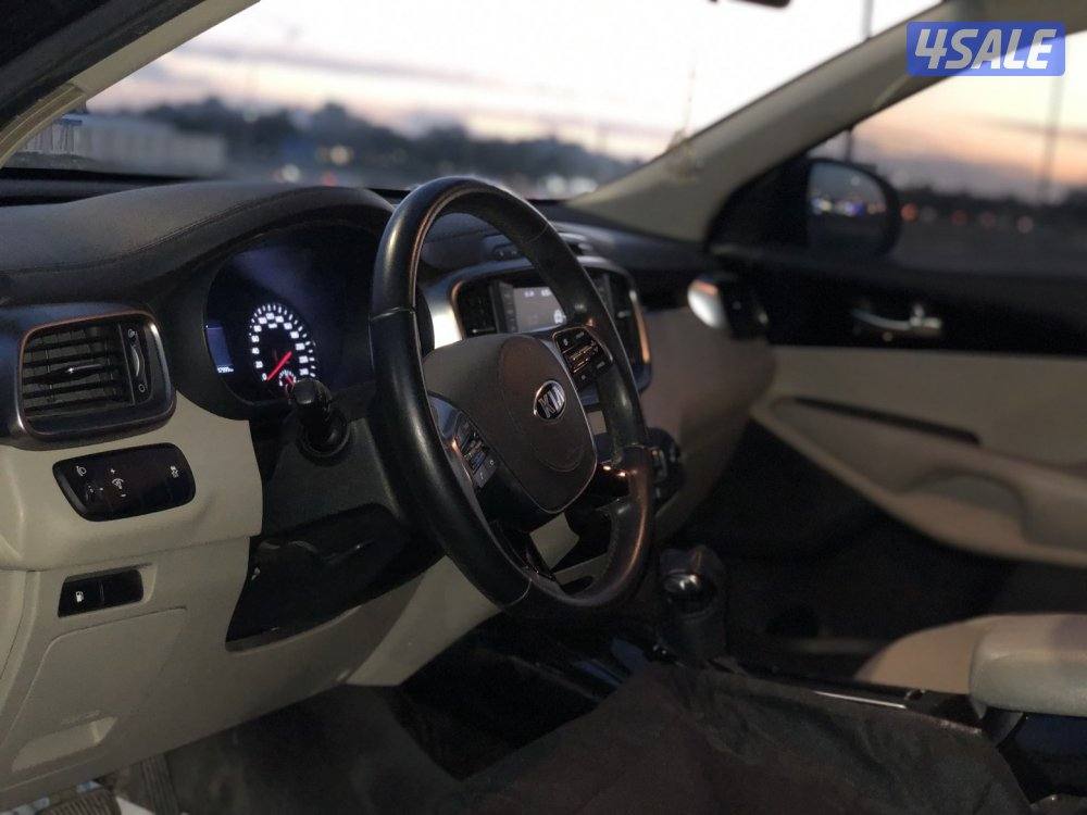 كيا سورينتو موديل 2018 ماشي 83 الف صبغ الوكالة شرط الفحص بالكامل6