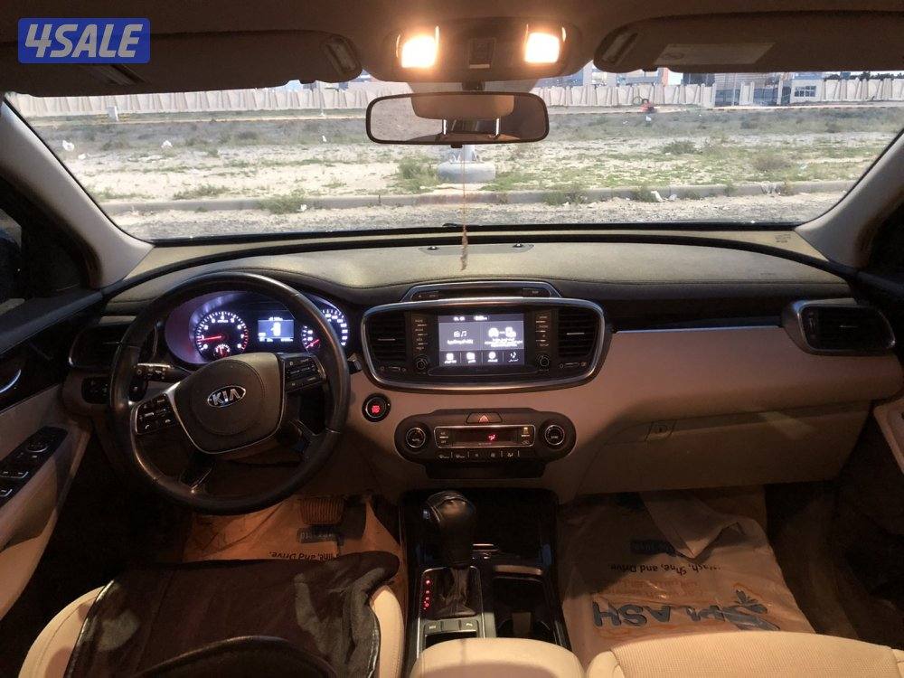 كيا سورينتو موديل 2018 ماشي 83 الف صبغ الوكالة شرط الفحص بالكامل7