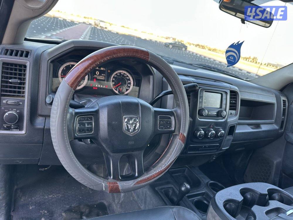 للبيع وانيت دودج رام موديل20184