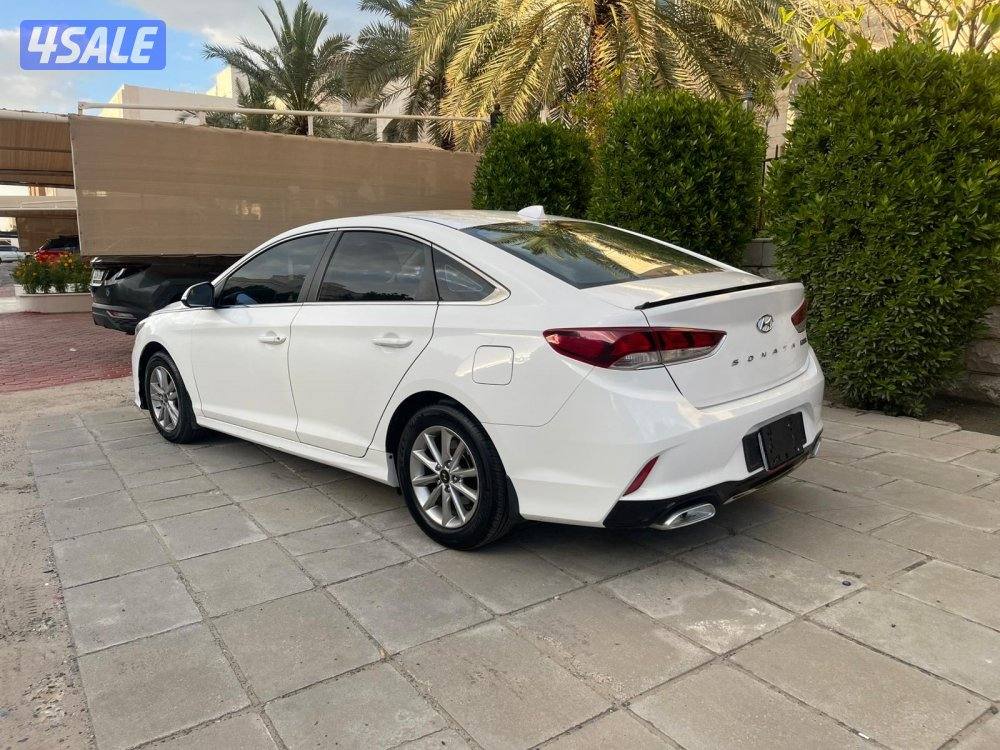 للبيع هيونداي سوناتا ٢٠١٨ شرط الفحص4