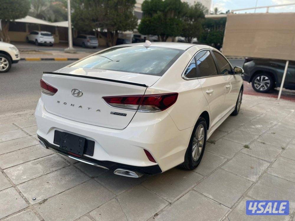للبيع هيونداي سوناتا ٢٠١٨ شرط الفحص5
