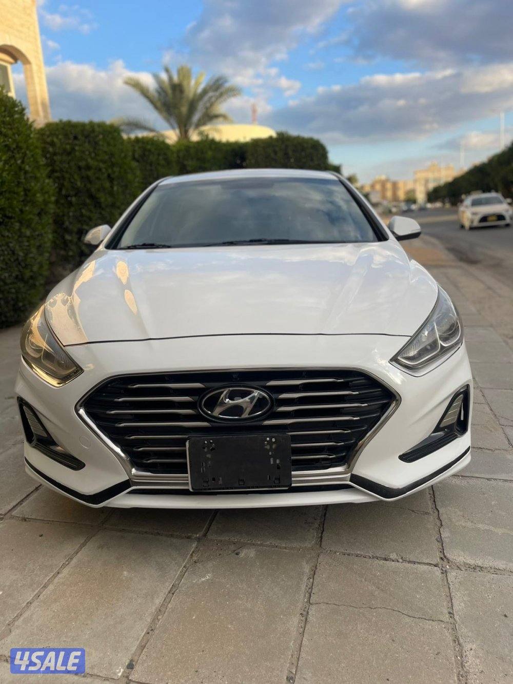 للبيع هيونداي سوناتا ٢٠١٨ شرط الفحص7