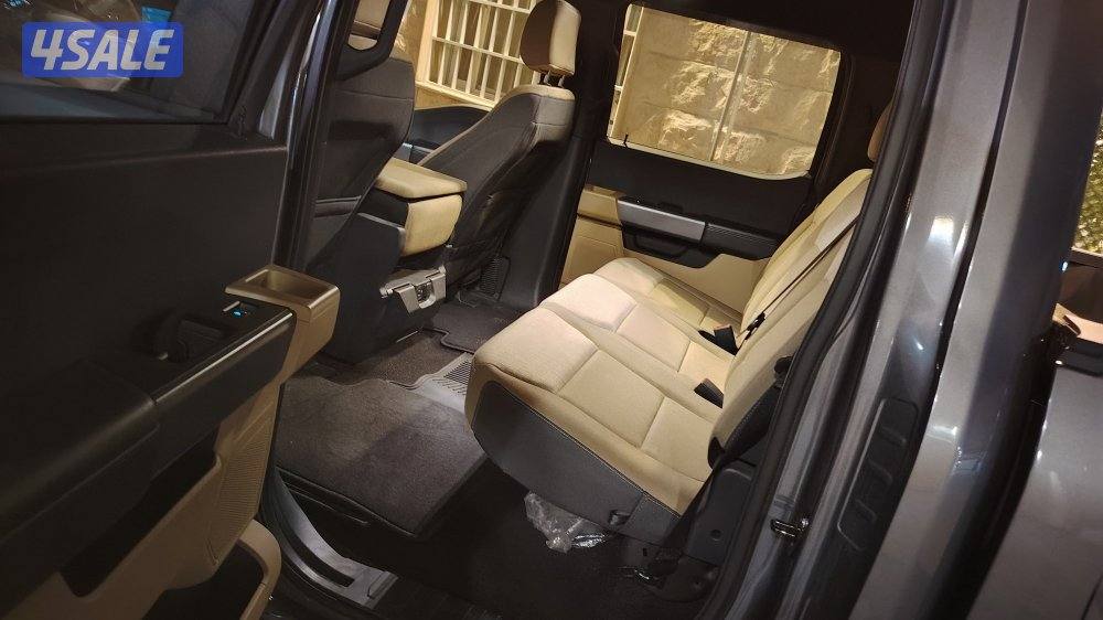 للبيع وانيت فورد-FX150 دبل جير عداد:65 ألف تحت الكفاله سرفس مجاني3