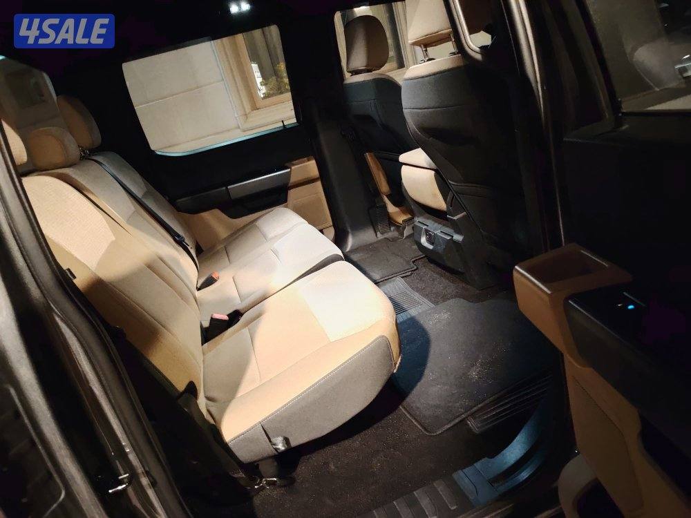 للبيع وانيت فورد-FX150 دبل جير عداد:65 ألف تحت الكفاله سرفس مجاني5