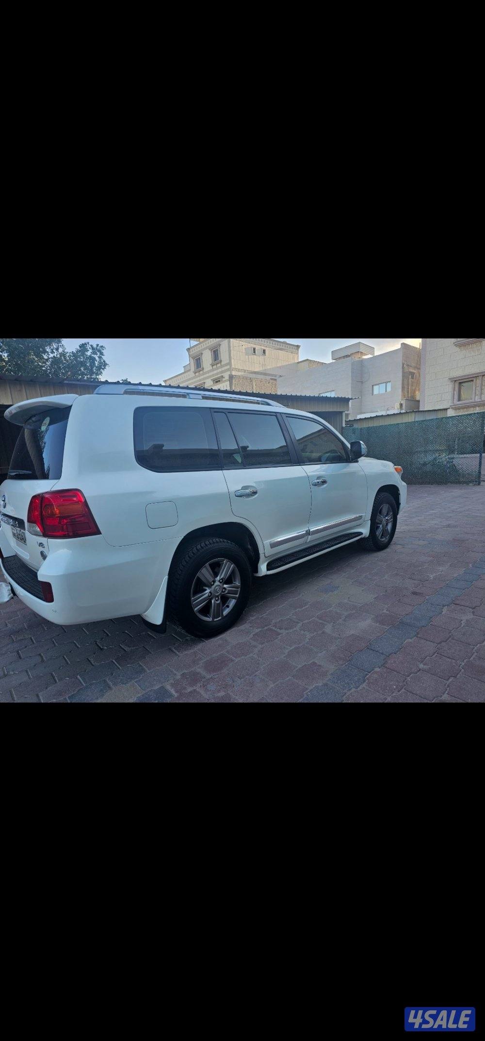 لاندكروزر ٢٠١٥ وارد الساير شرط الفحص1