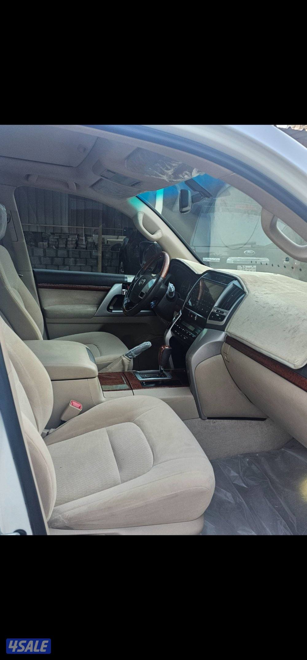 لاندكروزر ٢٠١٥ وارد الساير شرط الفحص11