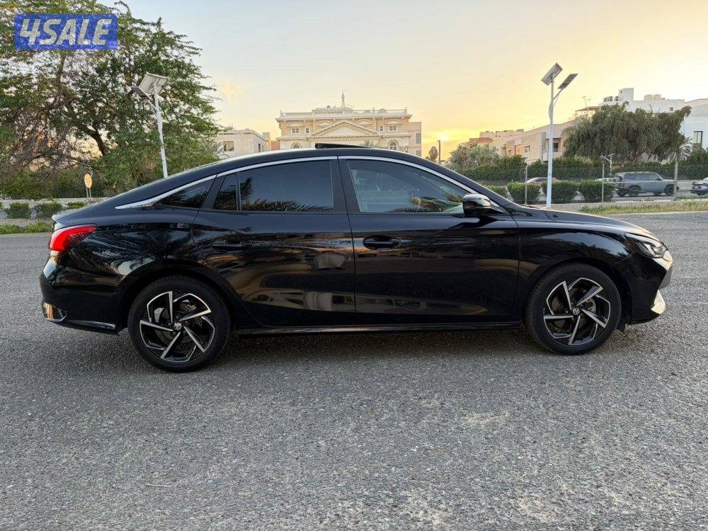 MG GT 2023 فل اوبشن3