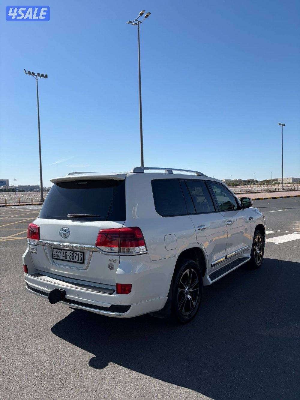 للبيع لاندكروزر GX.R 20173