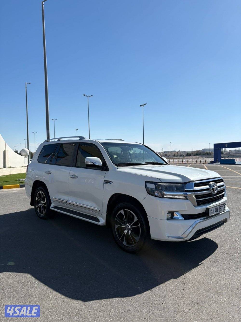 للبيع لاندكروزر GX.R 20174