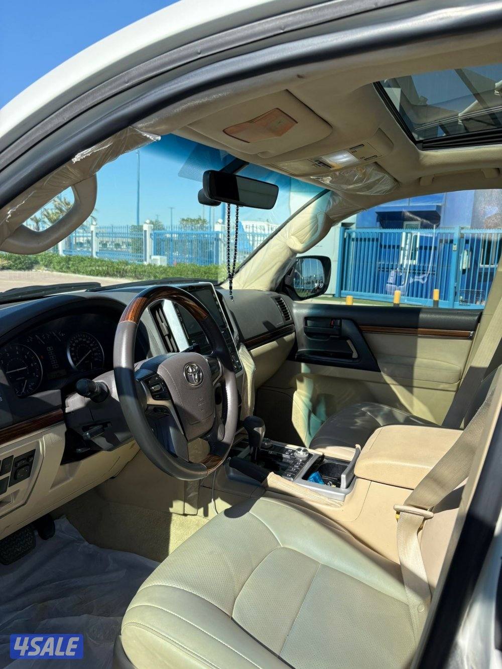 للبيع لاندكروزر GX.R 20175