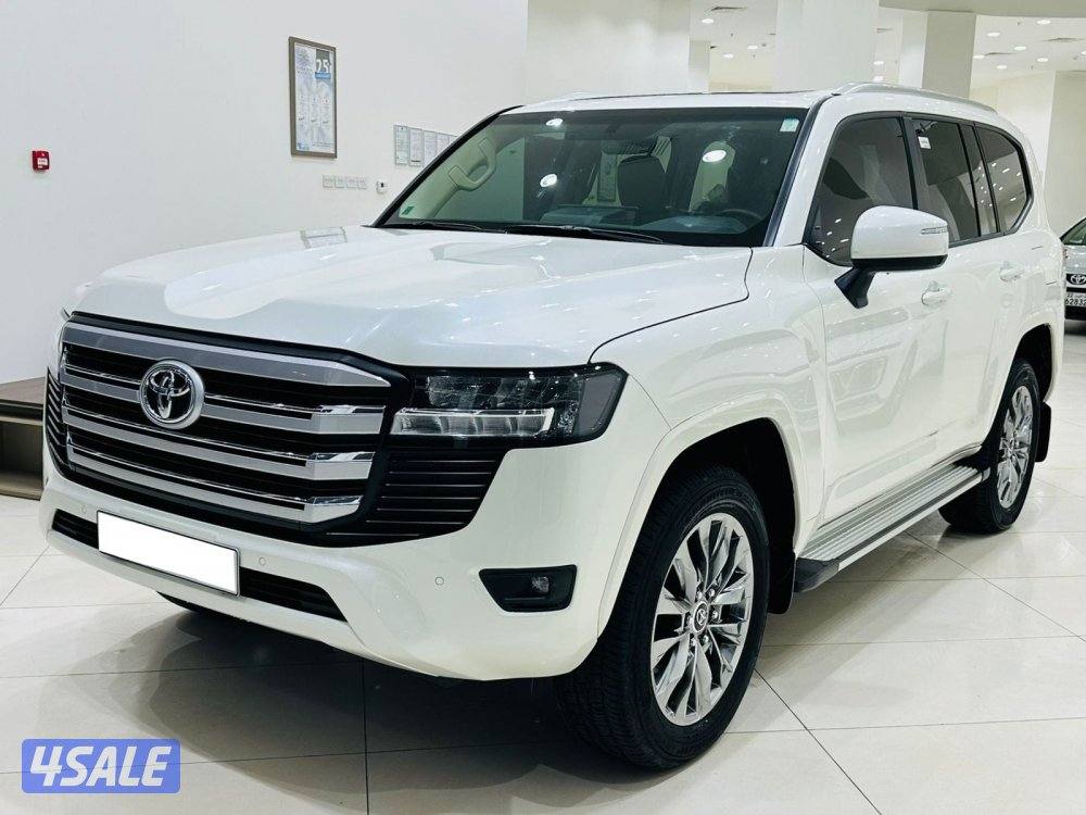 للبيع تويوتا لاندكروس GXR 4K بدون تيربو موديل 20251