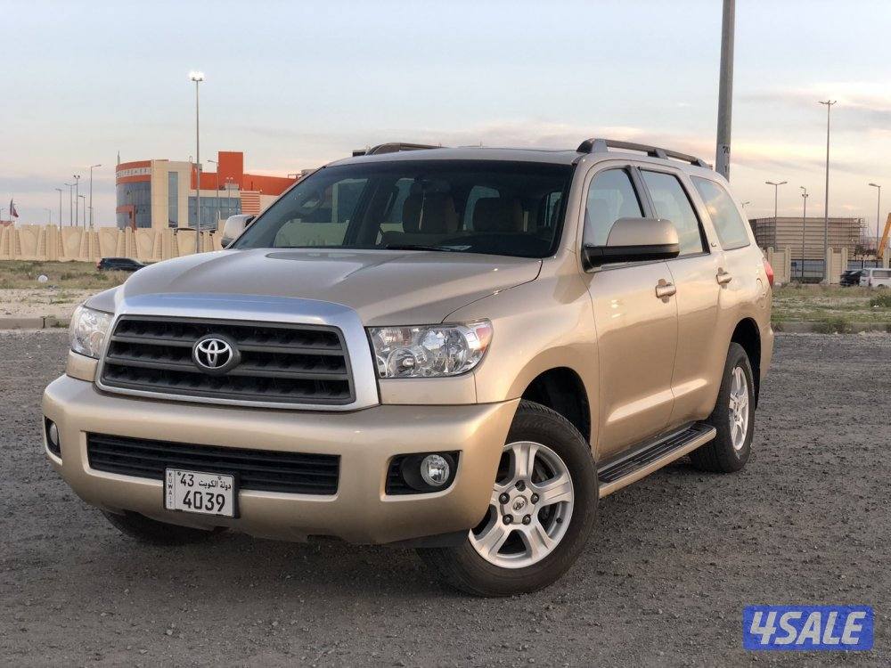 سيكويا موديل 2010  ماشي ٢١٦ الف شرط الفحص قير مكينة شاصي البدي اصباغ م0