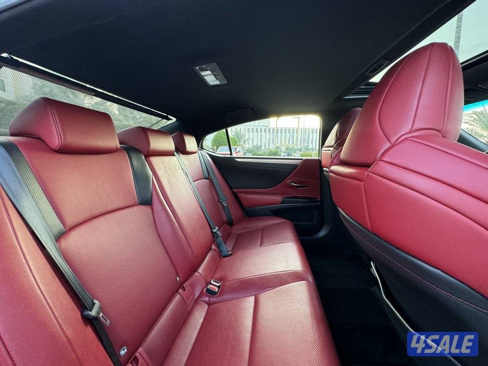 لكزس ES350 F-SPORT موديل 2019 بحاله الوكاله4