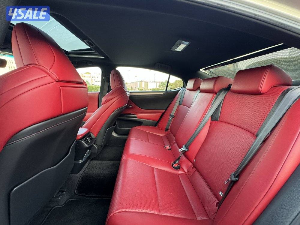 لكزس ES350 F-SPORT موديل 2019 بحاله الوكاله7