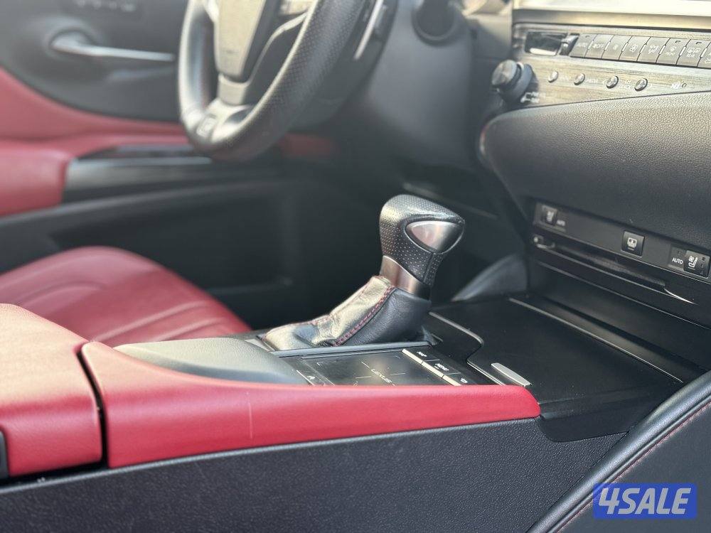 لكزس ES350 F-SPORT موديل 2019 بحاله الوكاله12