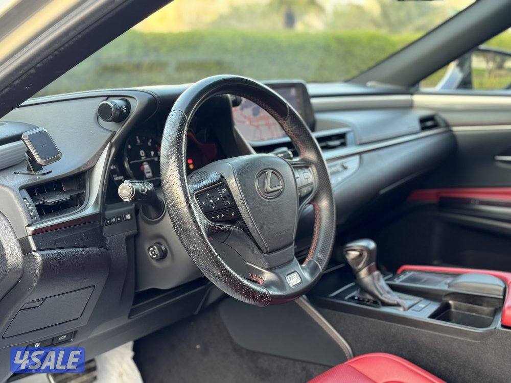 لكزس ES350 F-SPORT موديل 2019 بحاله الوكاله15