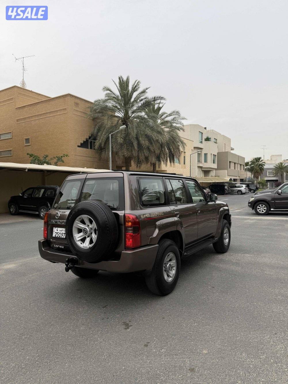 للبيع سوبر سفاري 2006 شرط الفحص1